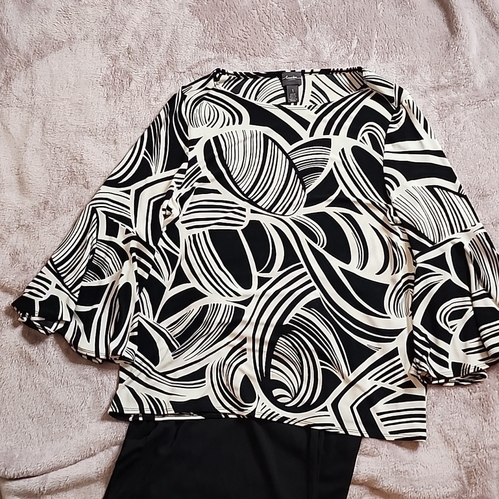 Travelers by Chico's Top Blouse Stretchy Knit Black Travel Women's Sz 1(med)